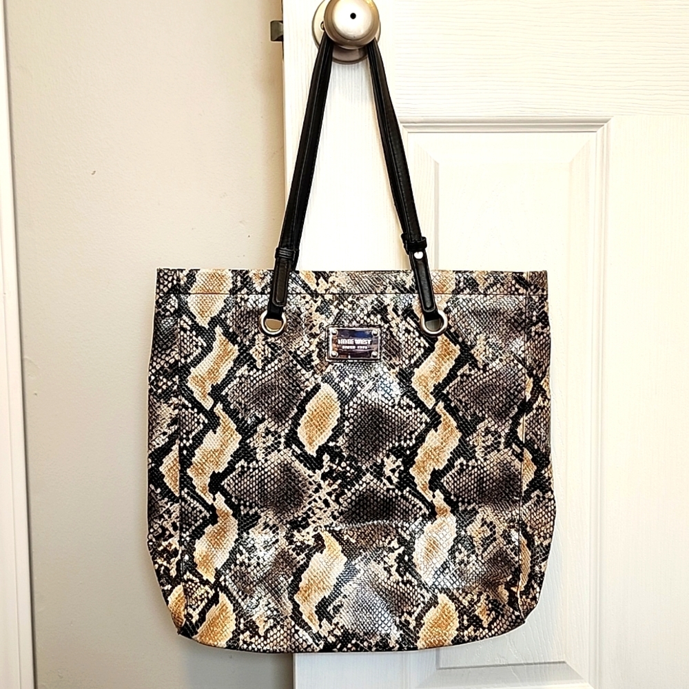 🍁Nine West Black Tan and Grey Python Tote Bag